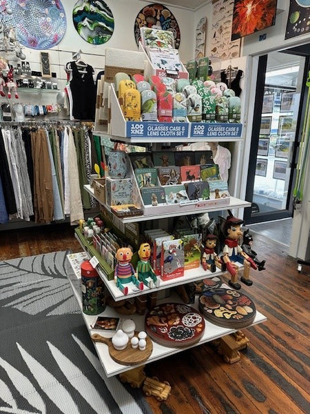 5 tier retail floor display in gift shop