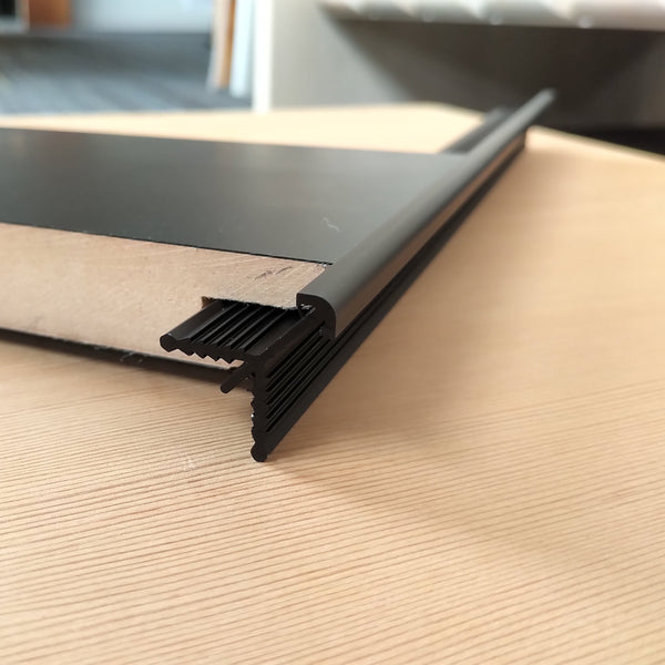 Detail of Stickman MC90 powercoated Black