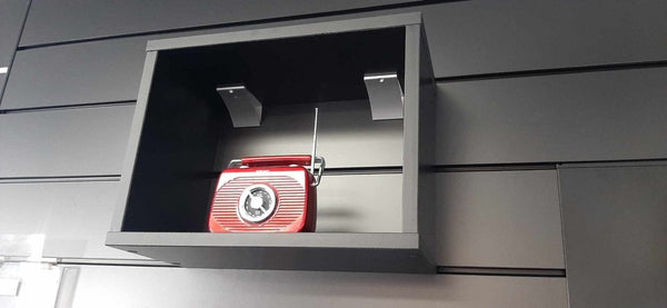 Detail of 18mm MDF shelf with 2mm PVC edge tape for Plankwall display in grey