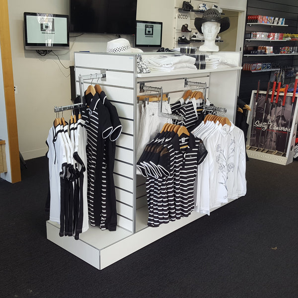 Plankwall G60 gondola with apparel instore